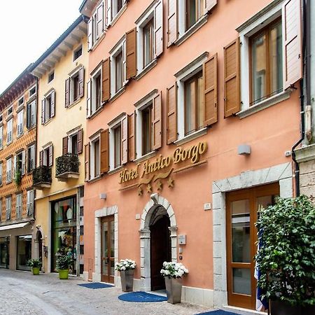 Hotel Antico Borgo Riva del Garda Kültér fotó