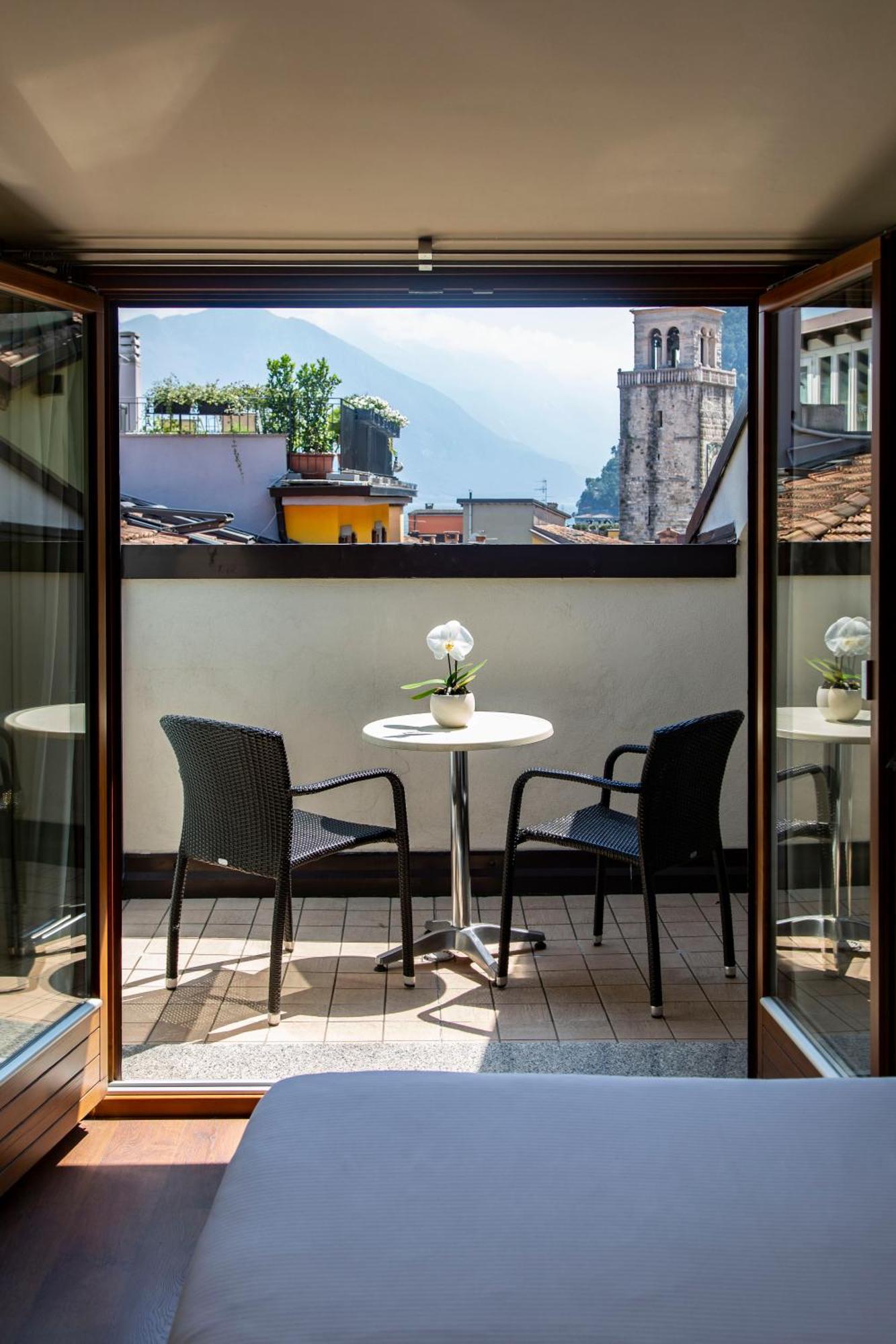 Hotel Antico Borgo Riva del Garda Szoba fotó